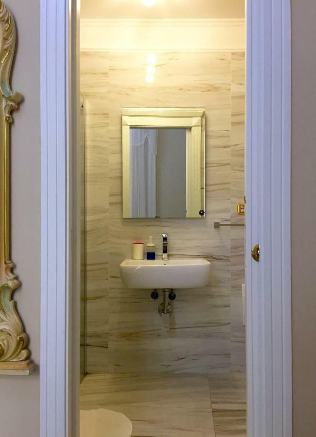 Oro Di Napoli Luxury Bed & Breakfast Exterior foto