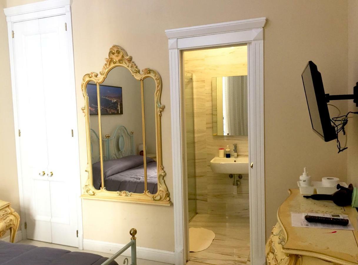 Oro Di Napoli Luxury Bed & Breakfast Exterior foto